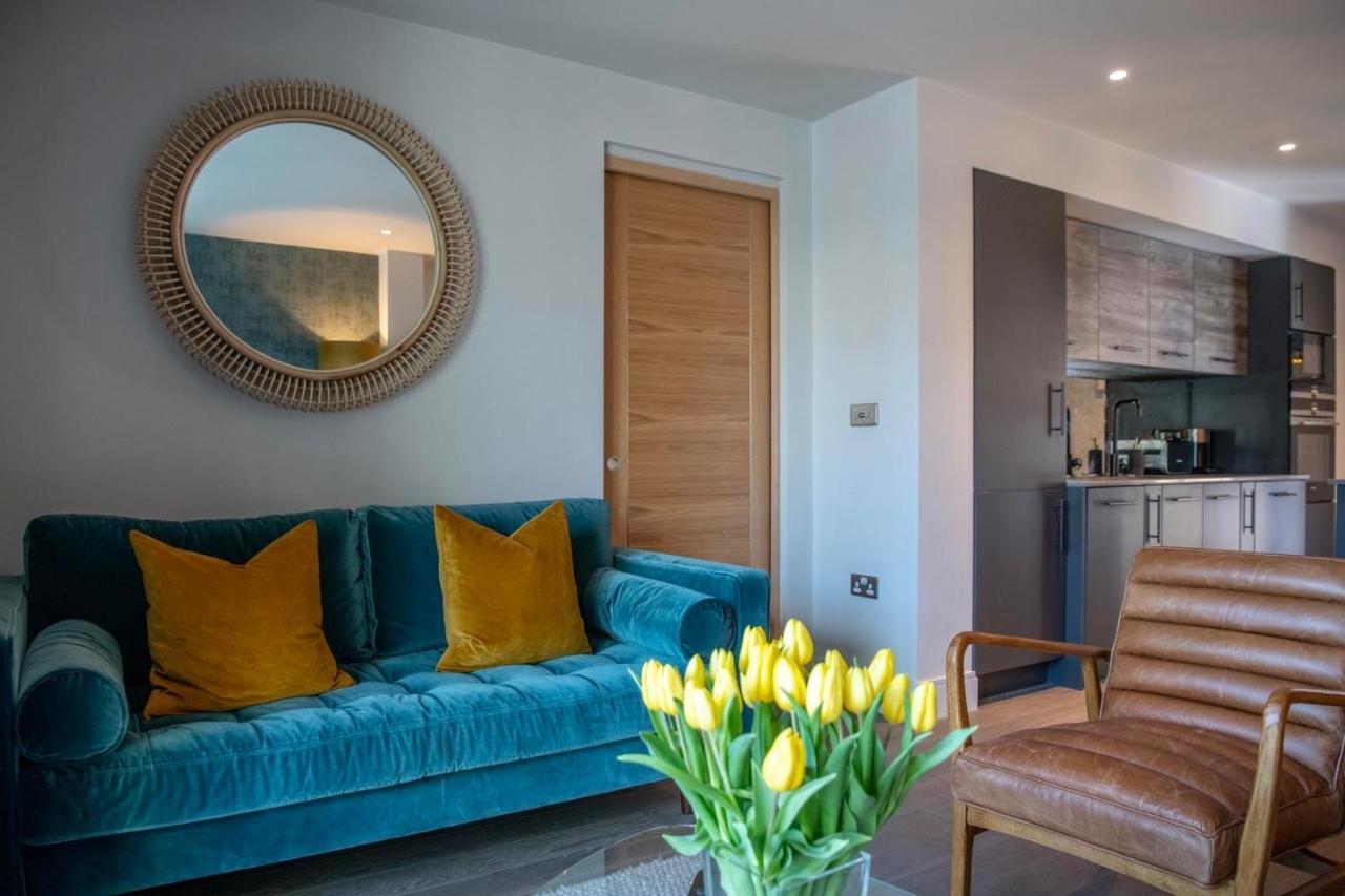 The Quadrant - The Larsen Apartemen