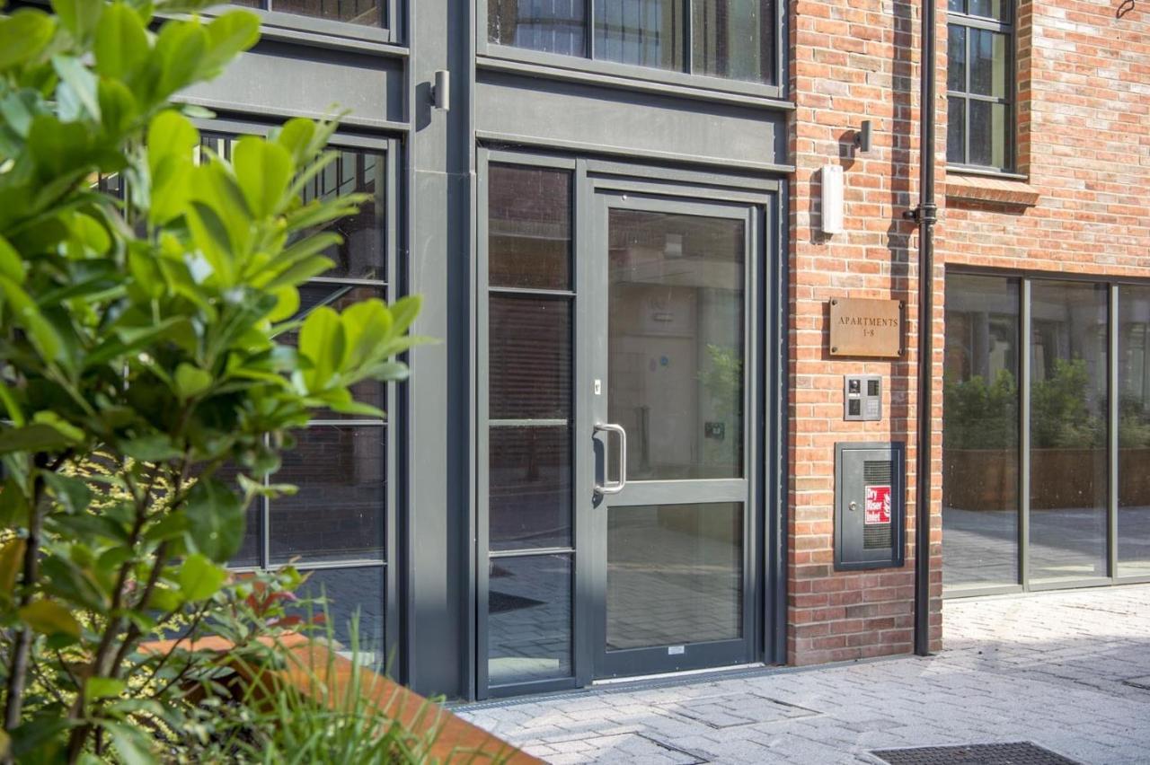 The Quadrant - The Larsen Apartemen