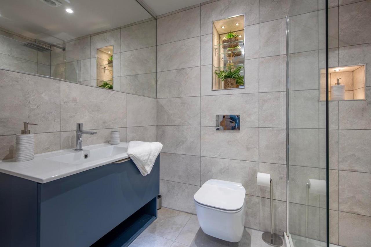 Apartemen The Quadrant - The Larsen